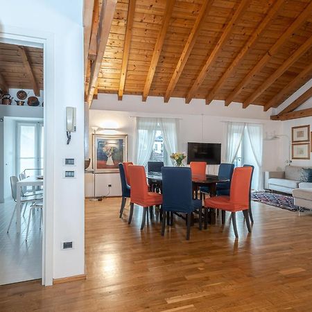 A Casa Nuccia Mansarda By Holiday Solutions 코모 외부 사진