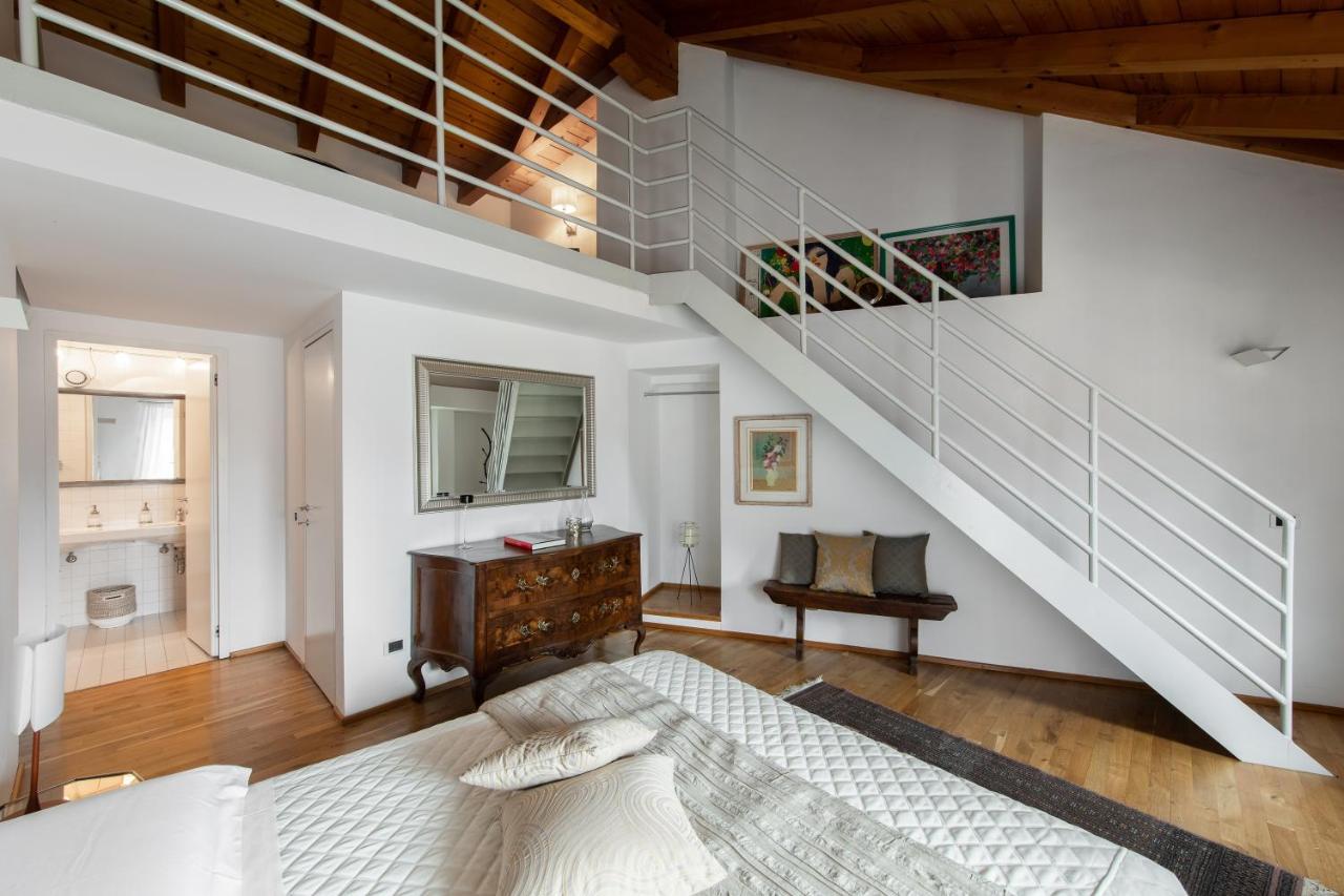 A Casa Nuccia Mansarda By Holiday Solutions 코모 외부 사진