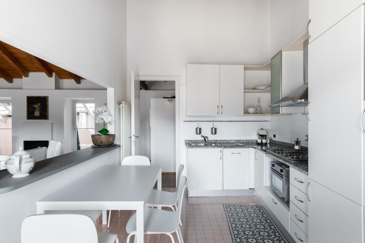 A Casa Nuccia Mansarda By Holiday Solutions 코모 외부 사진