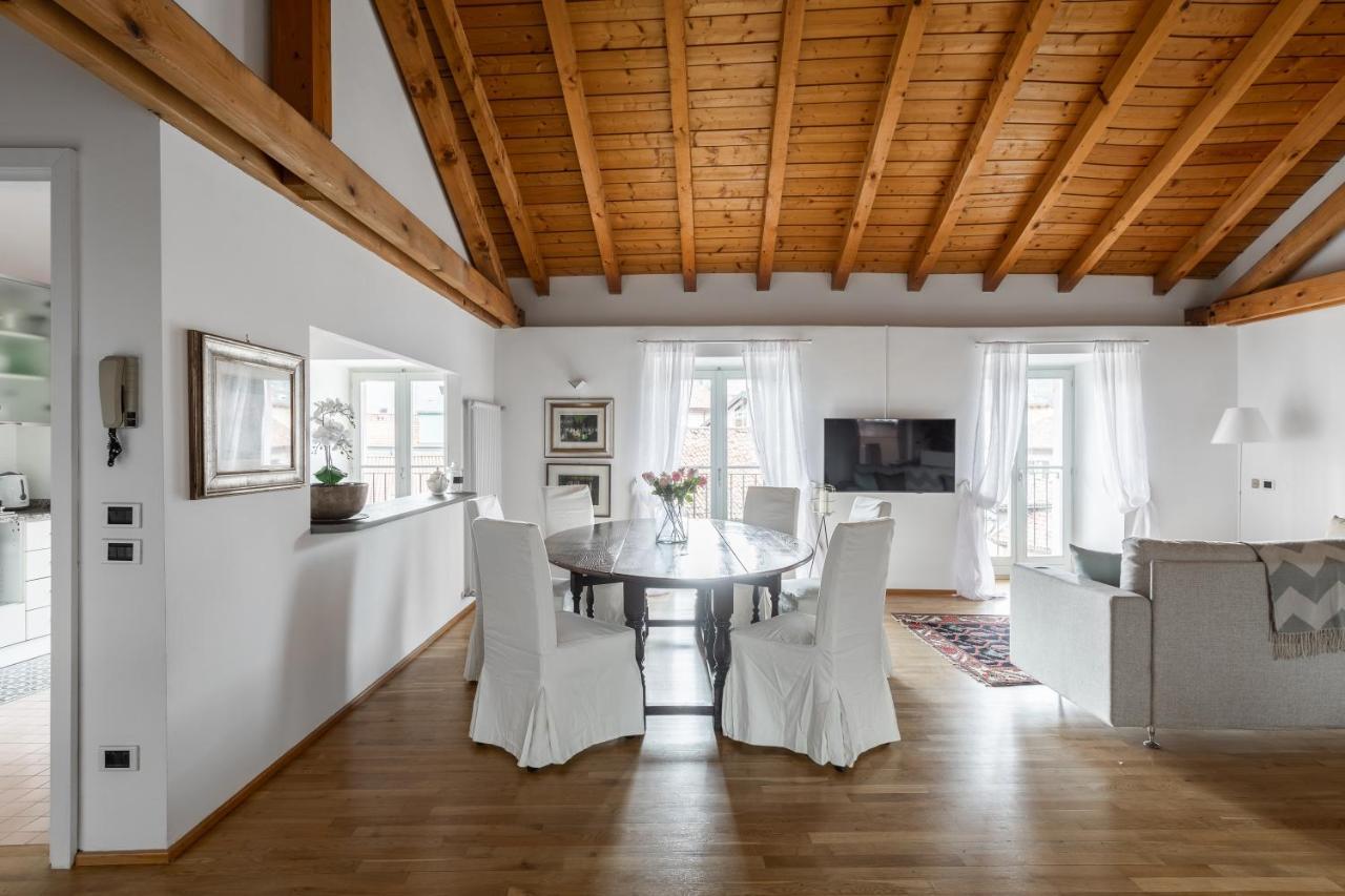 A Casa Nuccia Mansarda By Holiday Solutions 코모 외부 사진