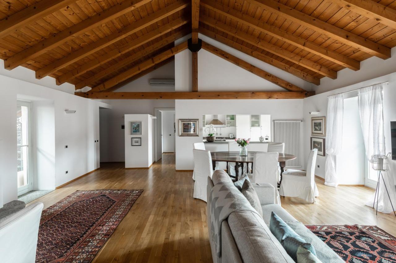A Casa Nuccia Mansarda By Holiday Solutions 코모 외부 사진