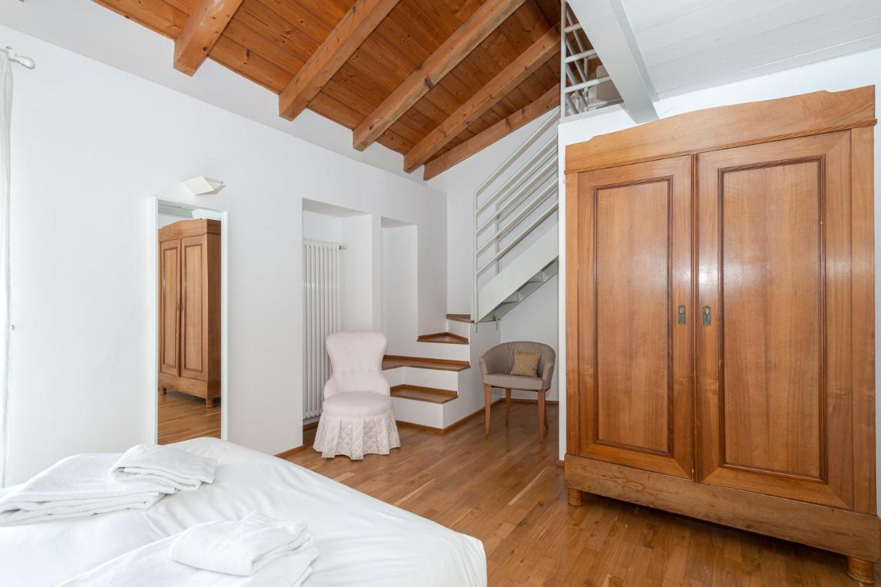 A Casa Nuccia Mansarda By Holiday Solutions 코모 외부 사진