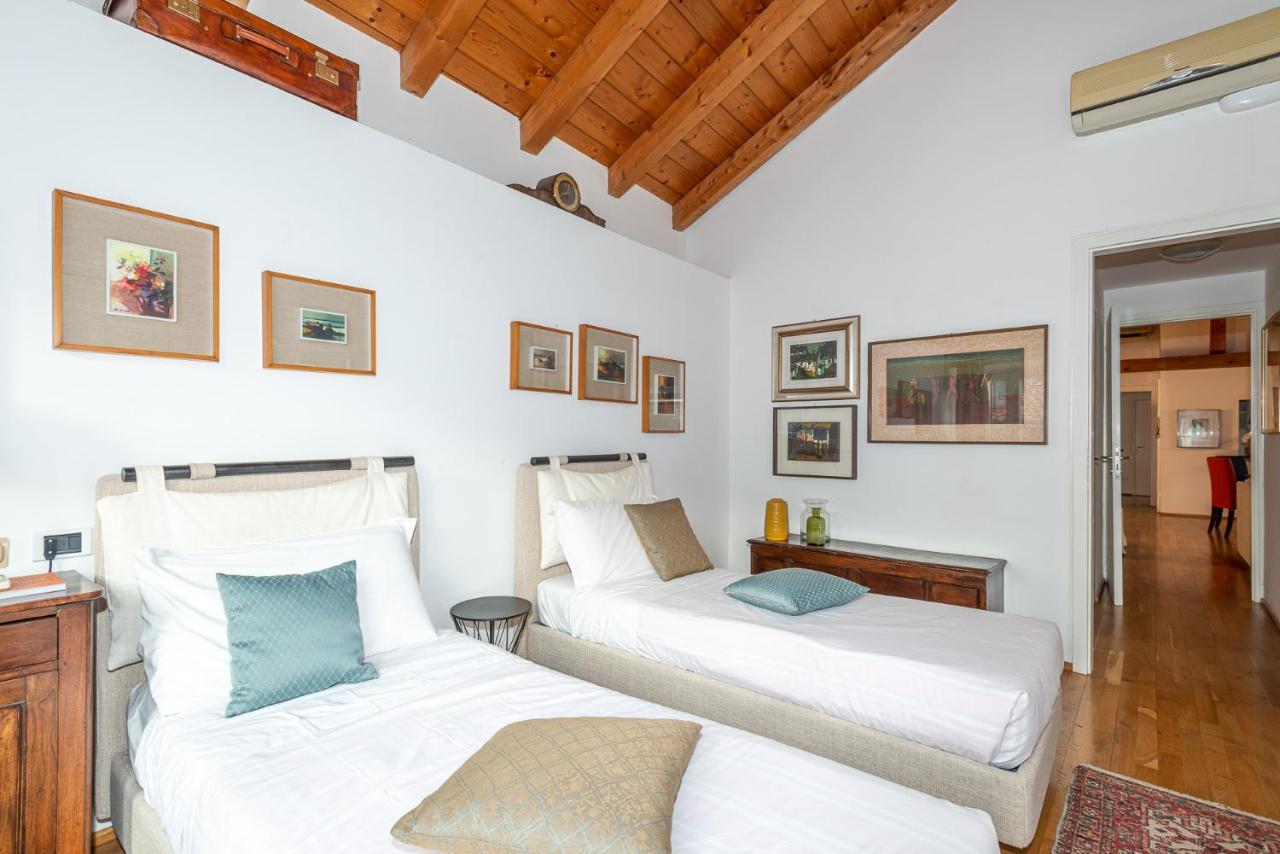 A Casa Nuccia Mansarda By Holiday Solutions 코모 외부 사진